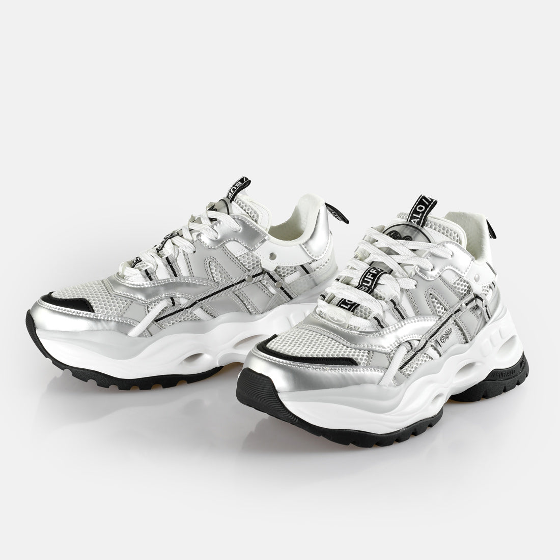 #color_White/Silver/Black