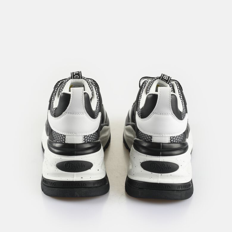 #color_black/white